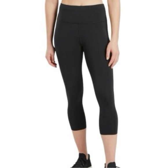 Athleta Black Accelerate Crop Legging Size Medium - Picture 1 of 8